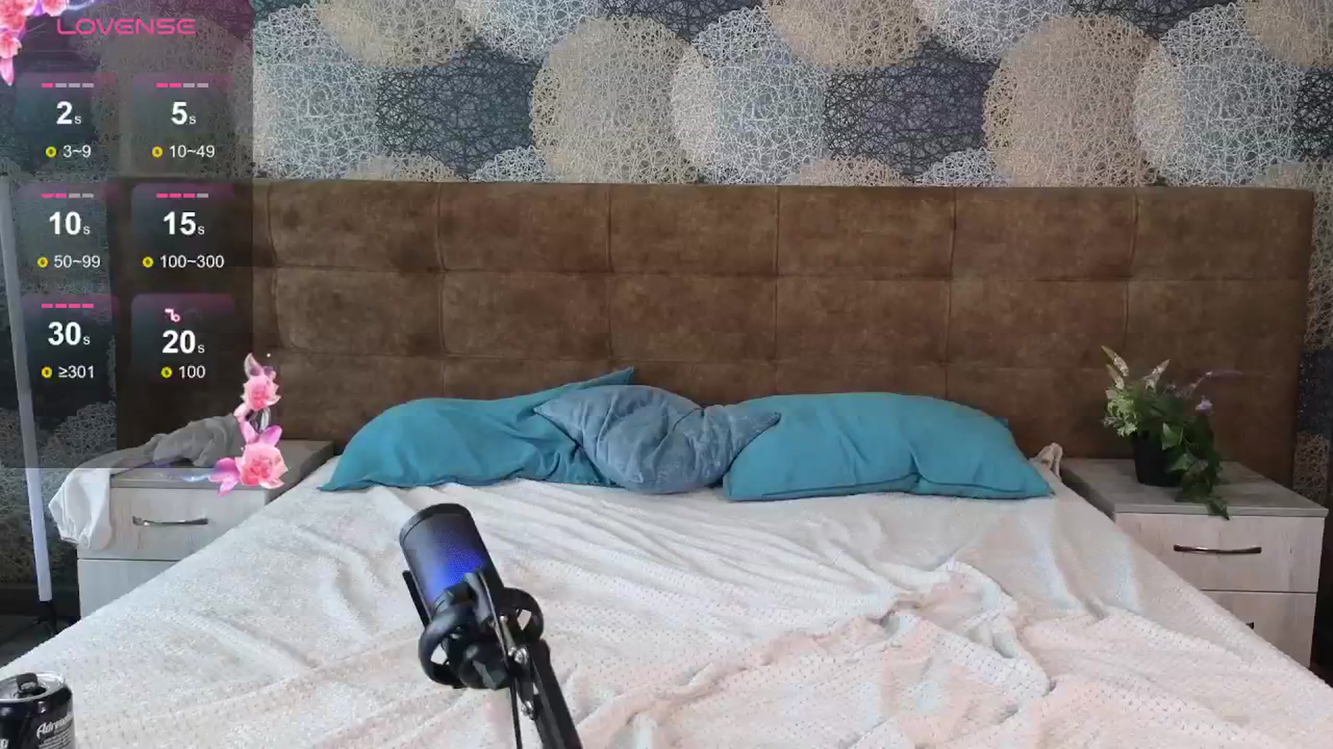 Gallery image thumbnail from PetiteAnny's myfreecams stream on, 08/14/2024, 07:44 image 4 of 20