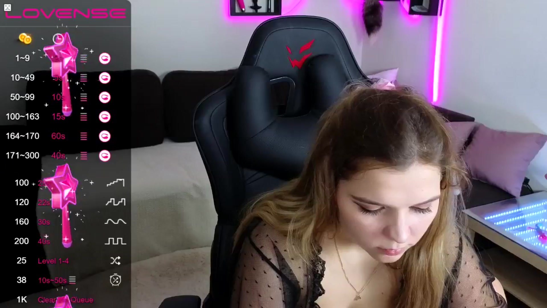 Gallery image thumbnail from PetiteAnny's myfreecams stream on, 10/18/2024, 24:46 image 19 of 20