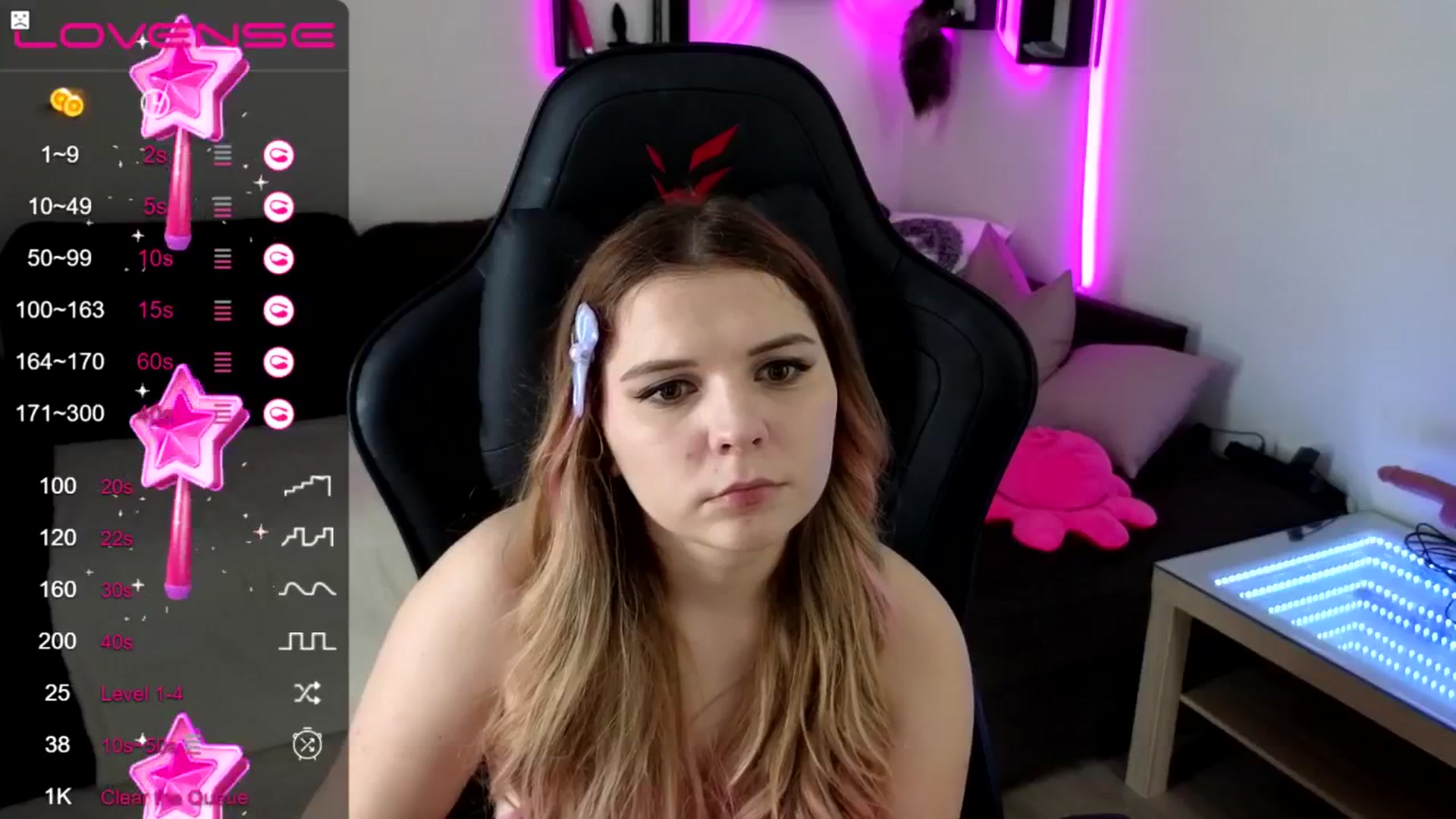 Gallery image thumbnail from PetiteAnny's myfreecams stream on, 10/22/2024, 06:54 image 16 of 20