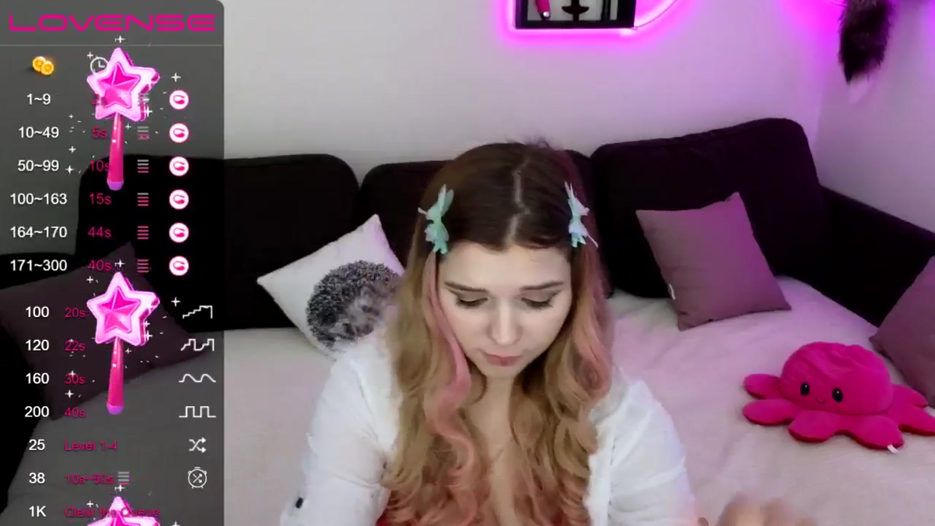 Gallery image thumbnail from PetiteAnny's myfreecams stream on, 10/23/2024, 07:43 image 7 of 20