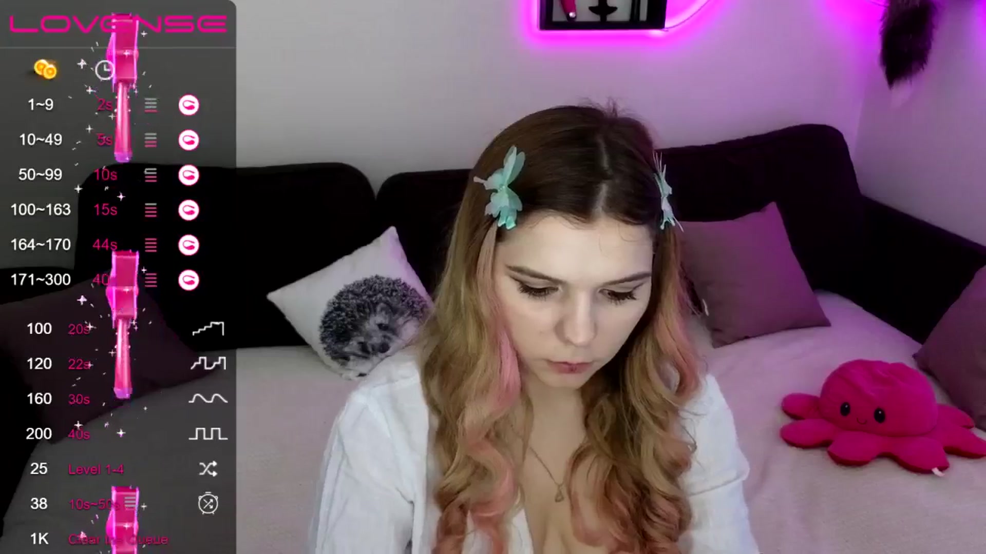 Gallery image thumbnail from PetiteAnny's myfreecams stream on, 10/23/2024, 07:43 image 2 of 20