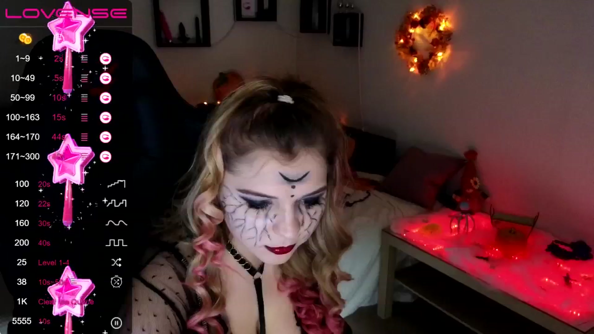 Gallery image thumbnail from PetiteAnny's myfreecams stream on, 10/31/2024, 21:55 image 16 of 20