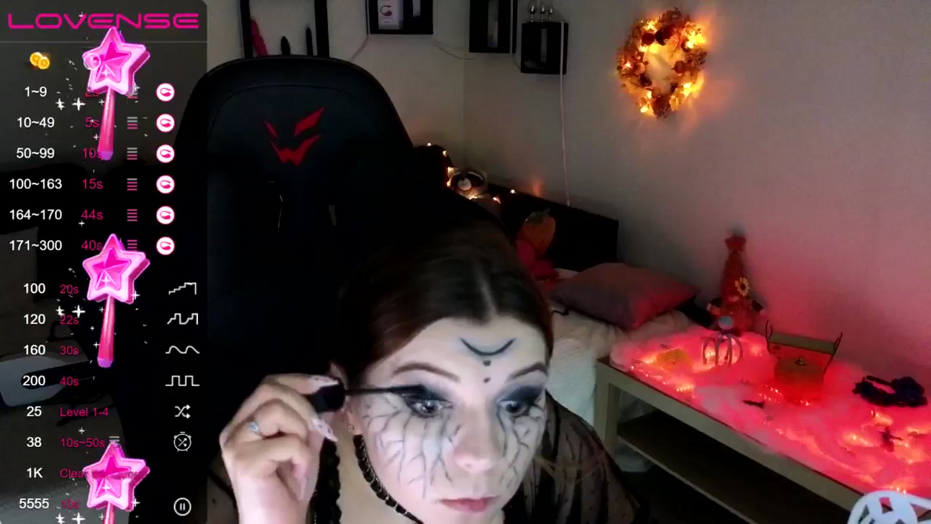 Gallery image thumbnail from PetiteAnny's myfreecams stream on, 10/31/2024, 21:55 image 9 of 20
