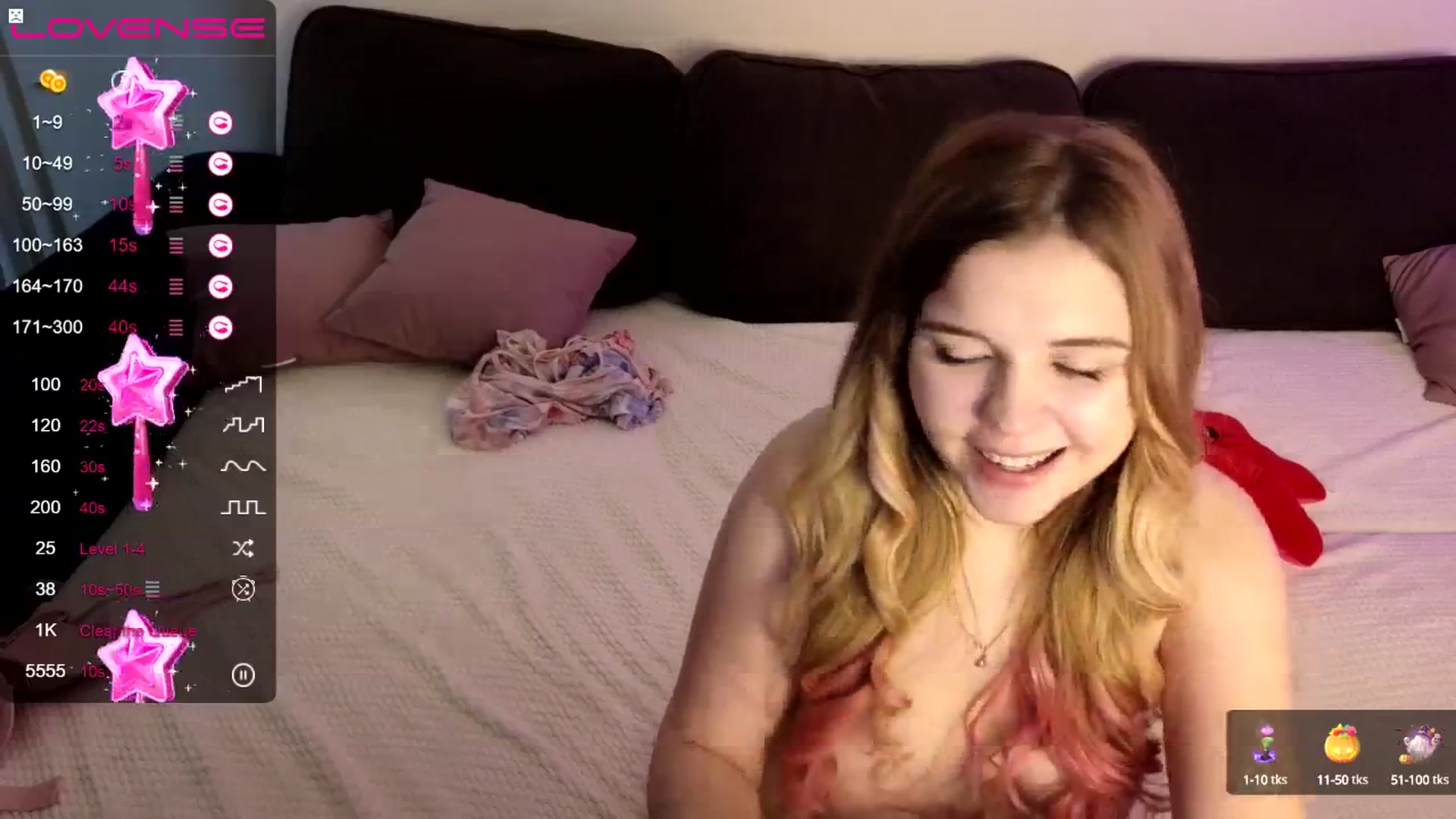 Gallery image thumbnail from PetiteAnny's myfreecams stream on, 11/14/2024, 07:51 image 7 of 20