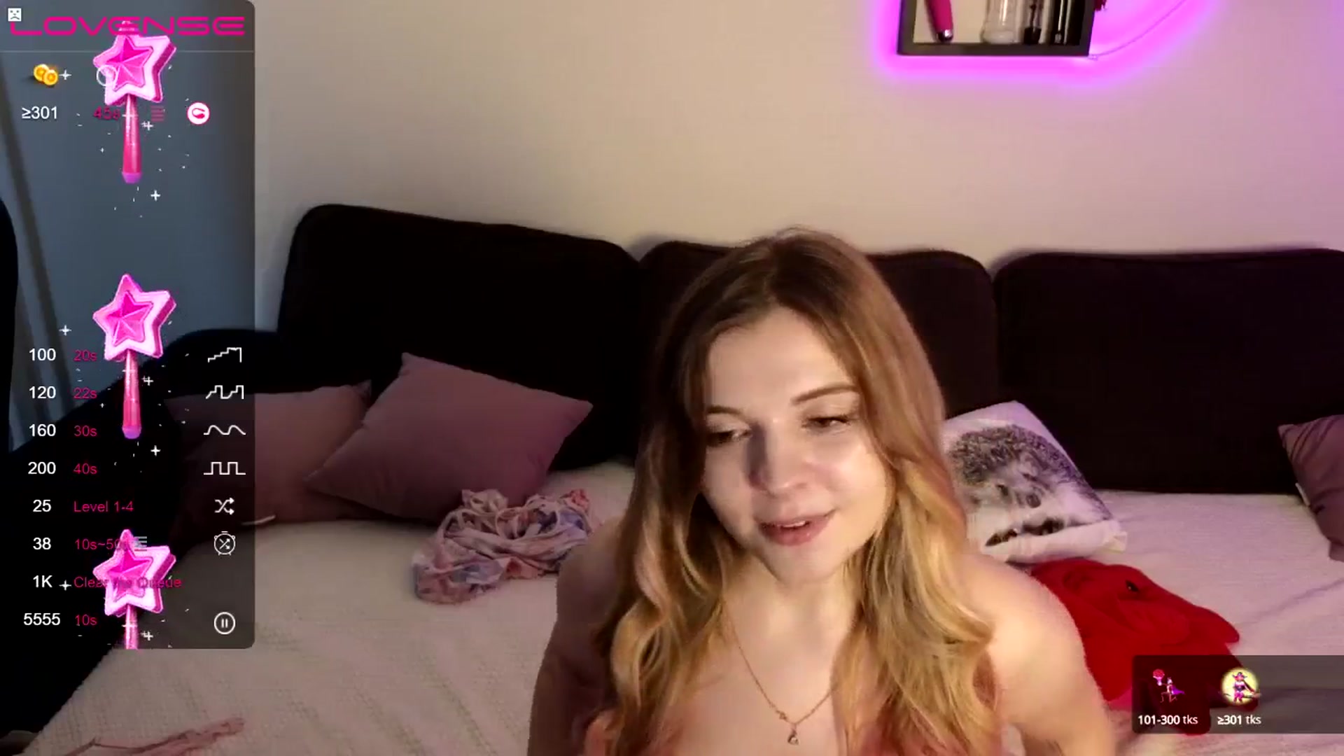 Gallery image thumbnail from PetiteAnny's myfreecams stream on, 11/14/2024, 07:51 image 2 of 20