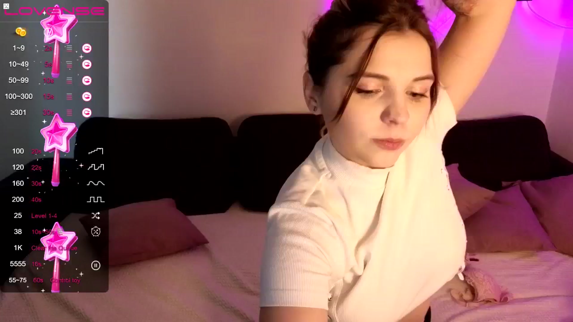 Gallery image thumbnail from PetiteAnny's myfreecams stream on, 11/21/2024, 07:20 image 7 of 20