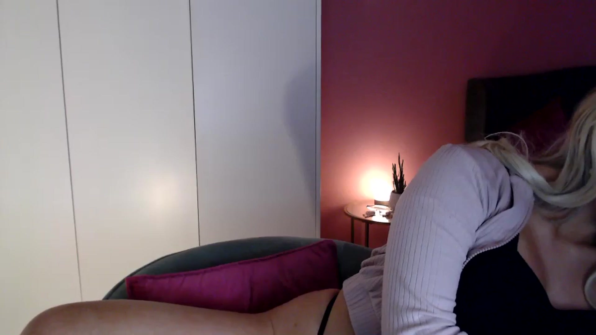 Gallery image thumbnail from PetiteAvax's myfreecams stream on, 01/03/2024, 17:45 image 20 of 20