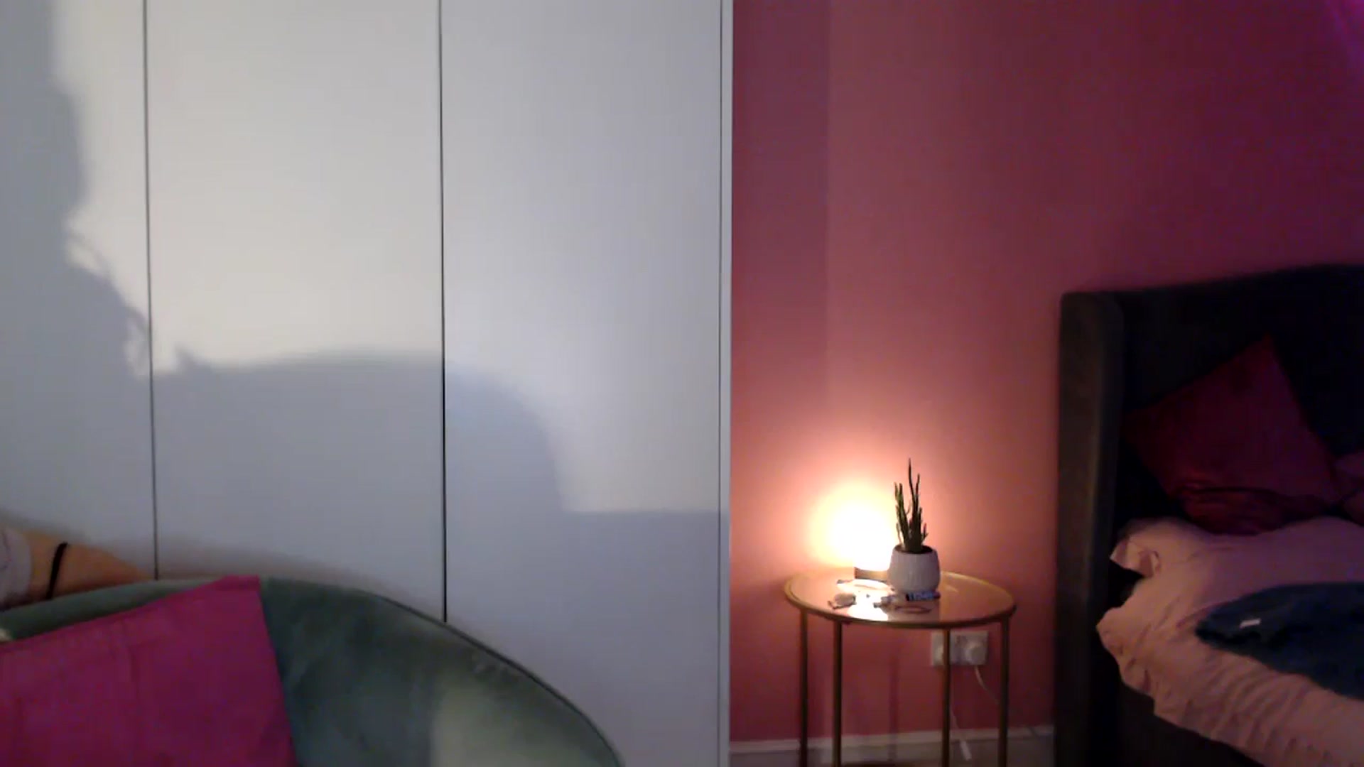Gallery image thumbnail from PetiteAvax's myfreecams stream on, 01/03/2024, 17:45 image 13 of 20