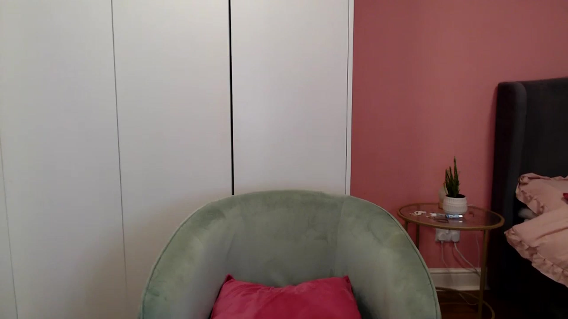 Gallery image thumbnail from PetiteAvax's myfreecams stream on, 01/06/2024, 17:44 image 9 of 20