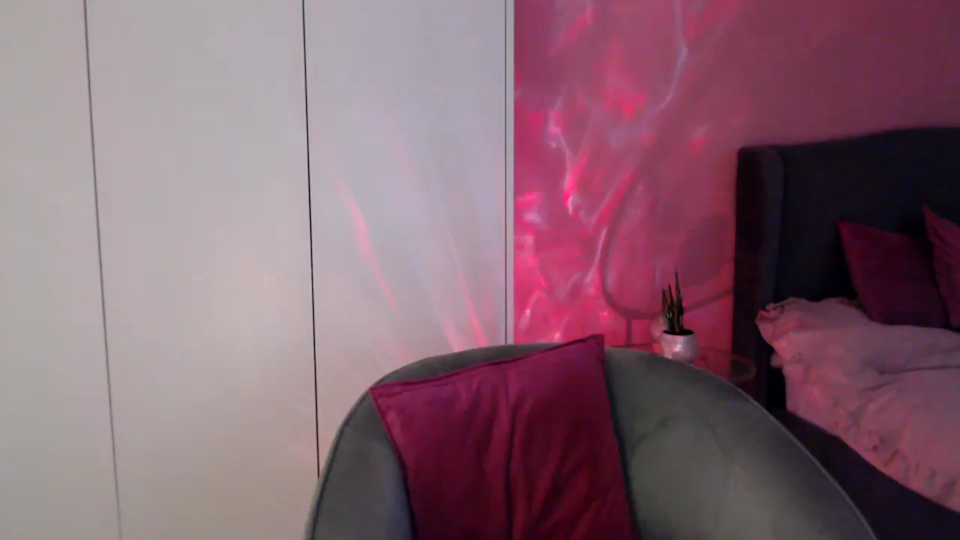 Gallery image thumbnail from PetiteAvax's myfreecams stream on, 01/07/2024, 17:19 image 13 of 20