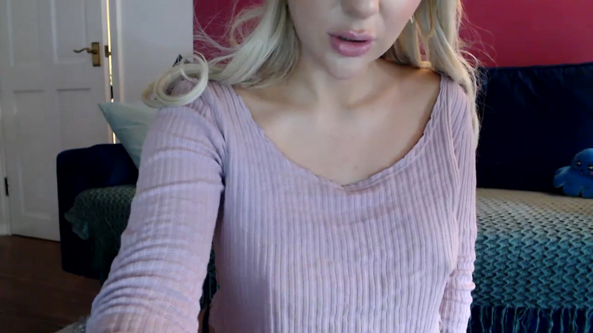 Gallery image thumbnail from PetiteAvax's myfreecams stream on, 01/09/2024, 15:45 image 8 of 20