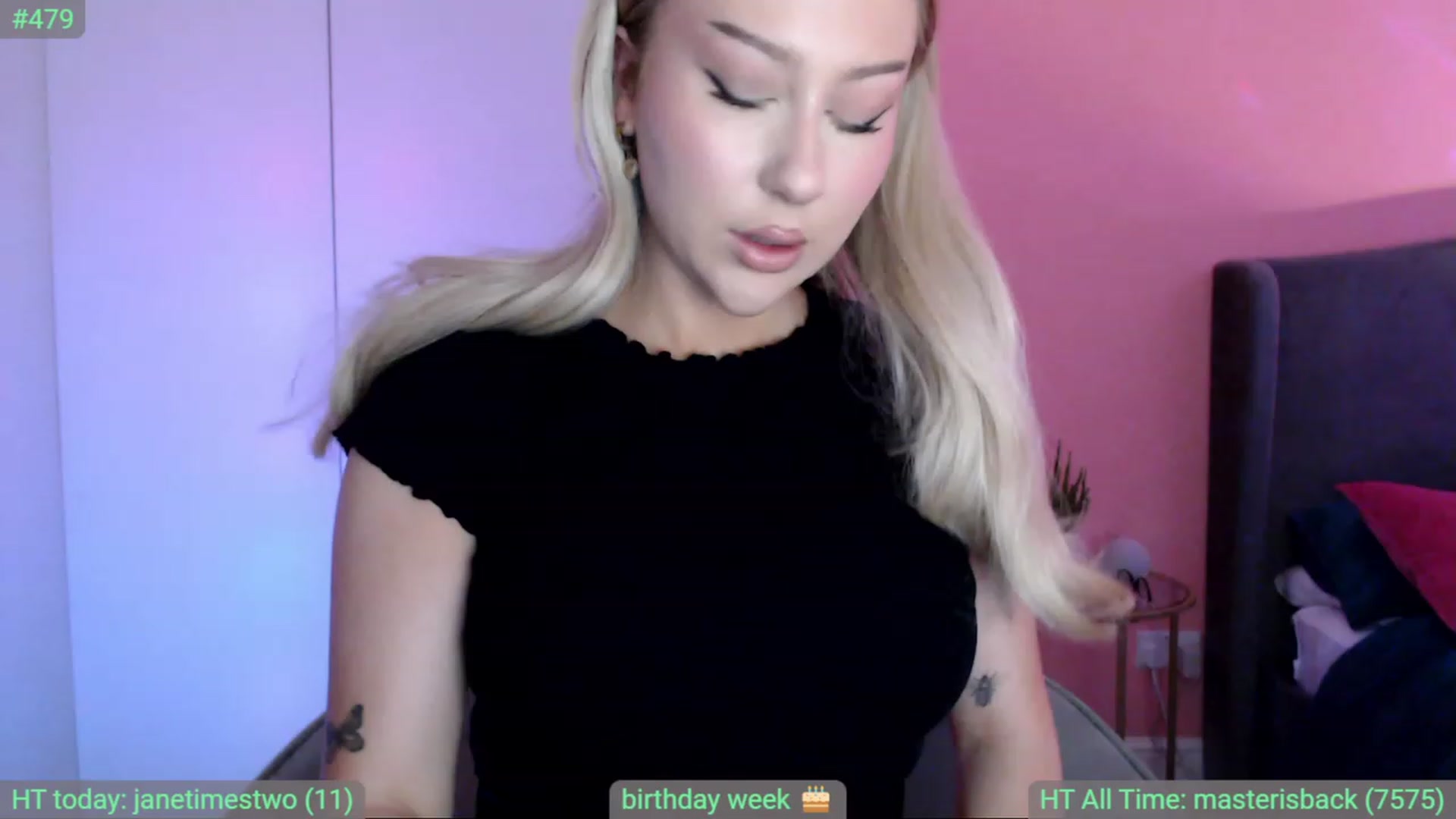 Gallery image thumbnail from PetiteAvax's myfreecams stream on, 01/31/2024, 18:34 image 9 of 20