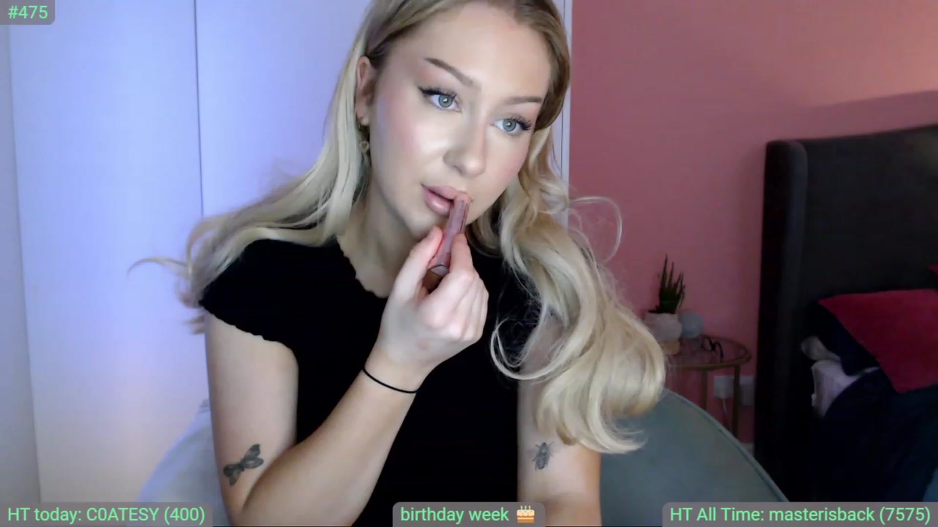 Gallery image thumbnail from PetiteAvax's myfreecams stream on, 01/31/2024, 19:42 image 17 of 20