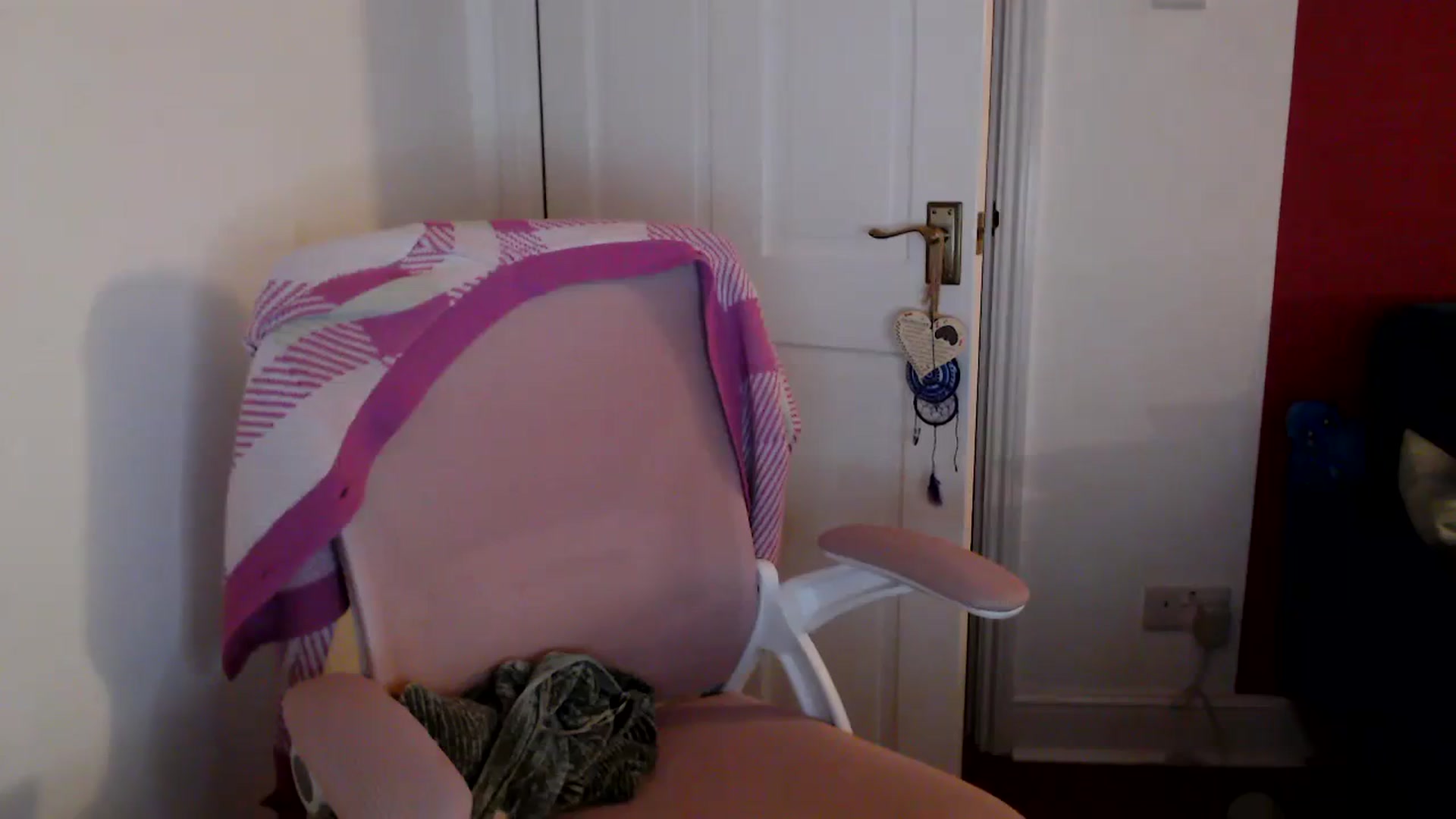 Gallery image thumbnail from PetiteAvax's myfreecams stream on, 02/12/2024, 19:52 image 2 of 20