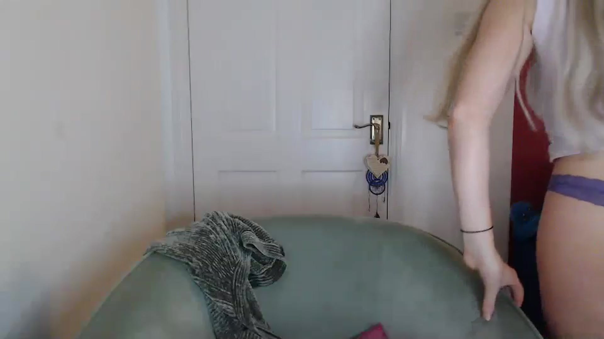 Gallery image thumbnail from PetiteAvax's myfreecams stream on, 02/20/2024, 17:31 image 18 of 20