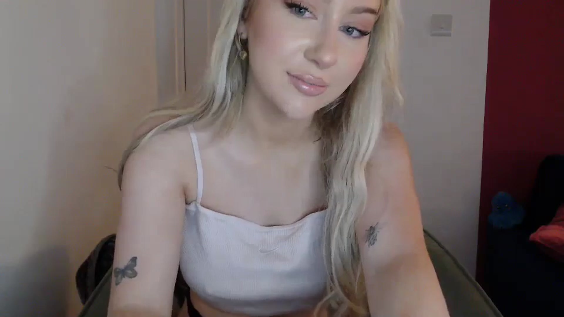Gallery image thumbnail from PetiteAvax's myfreecams stream on, 02/21/2024, 16:58 image 4 of 20