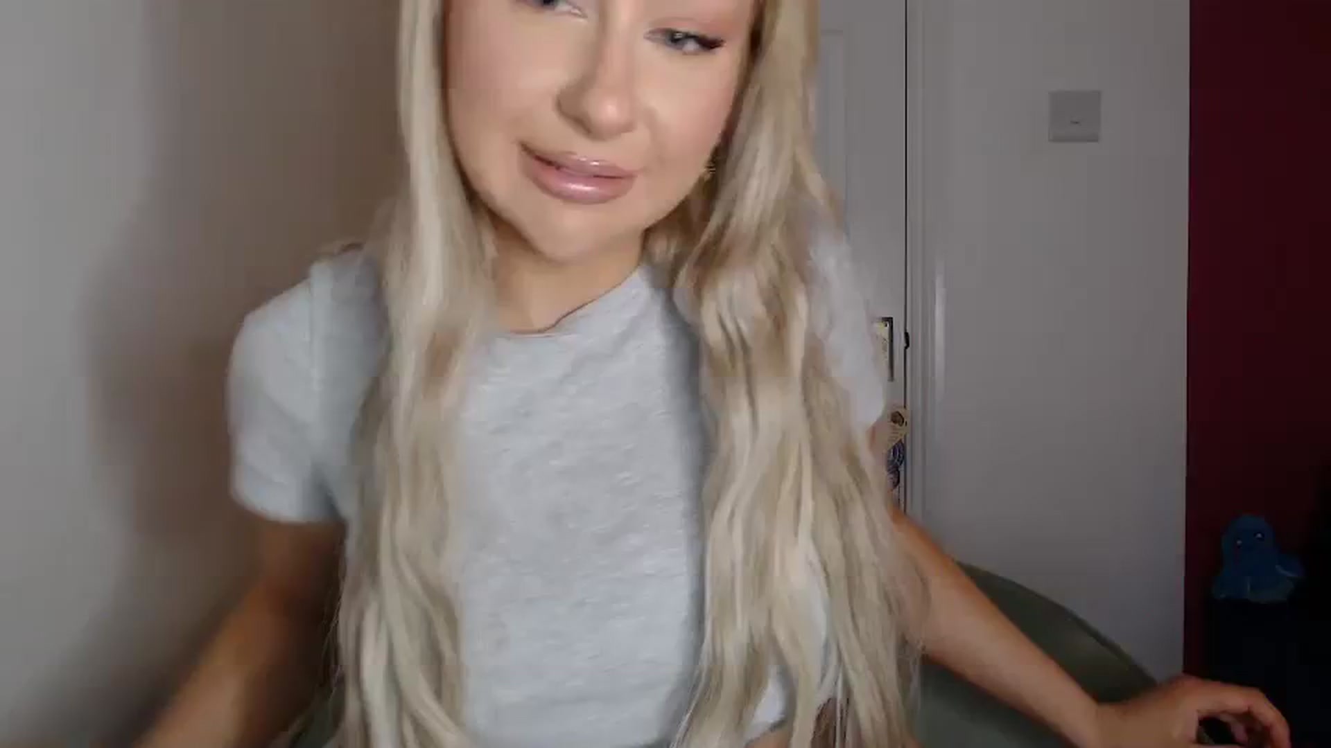 Gallery image thumbnail from PetiteAvax's myfreecams stream on, 02/24/2024, 18:07 image 5 of 20