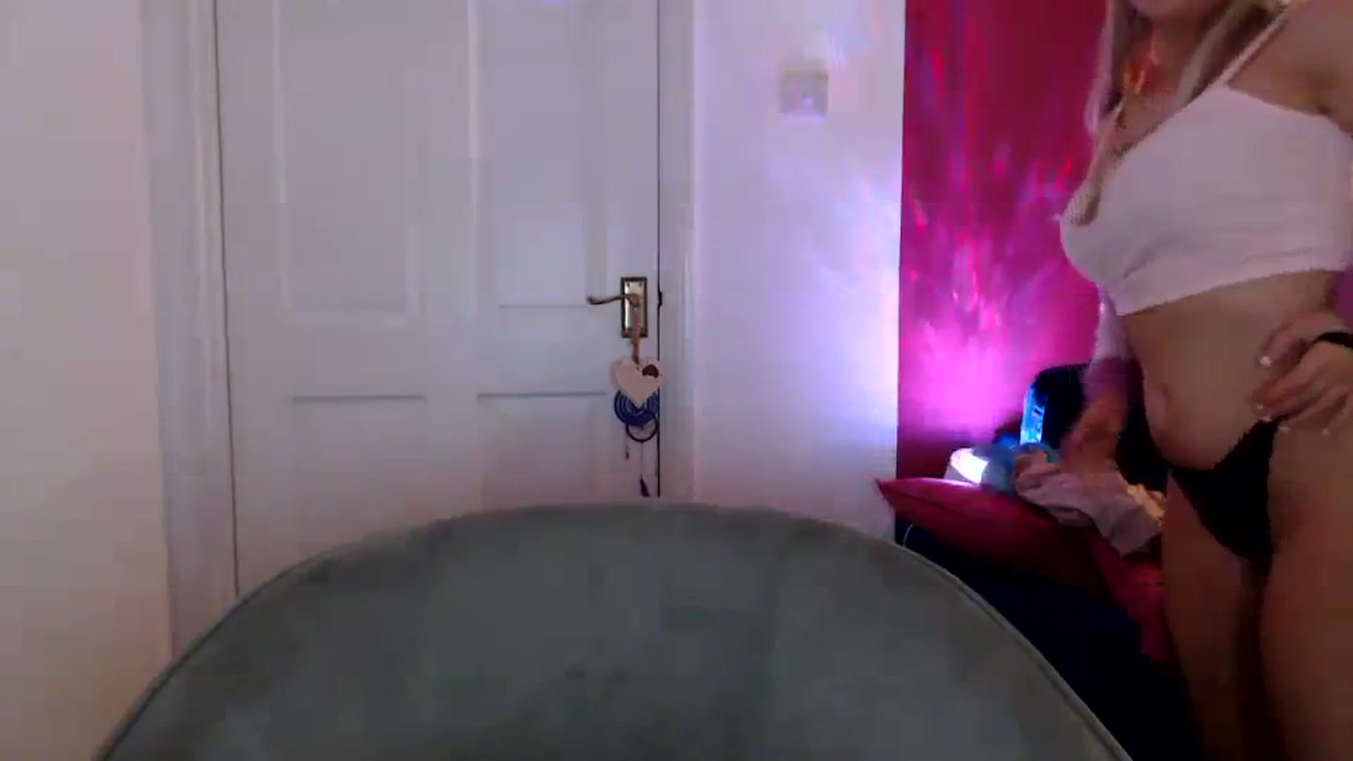 Gallery image thumbnail from PetiteAvax's myfreecams stream on, 03/11/2024, 20:07 image 2 of 20
