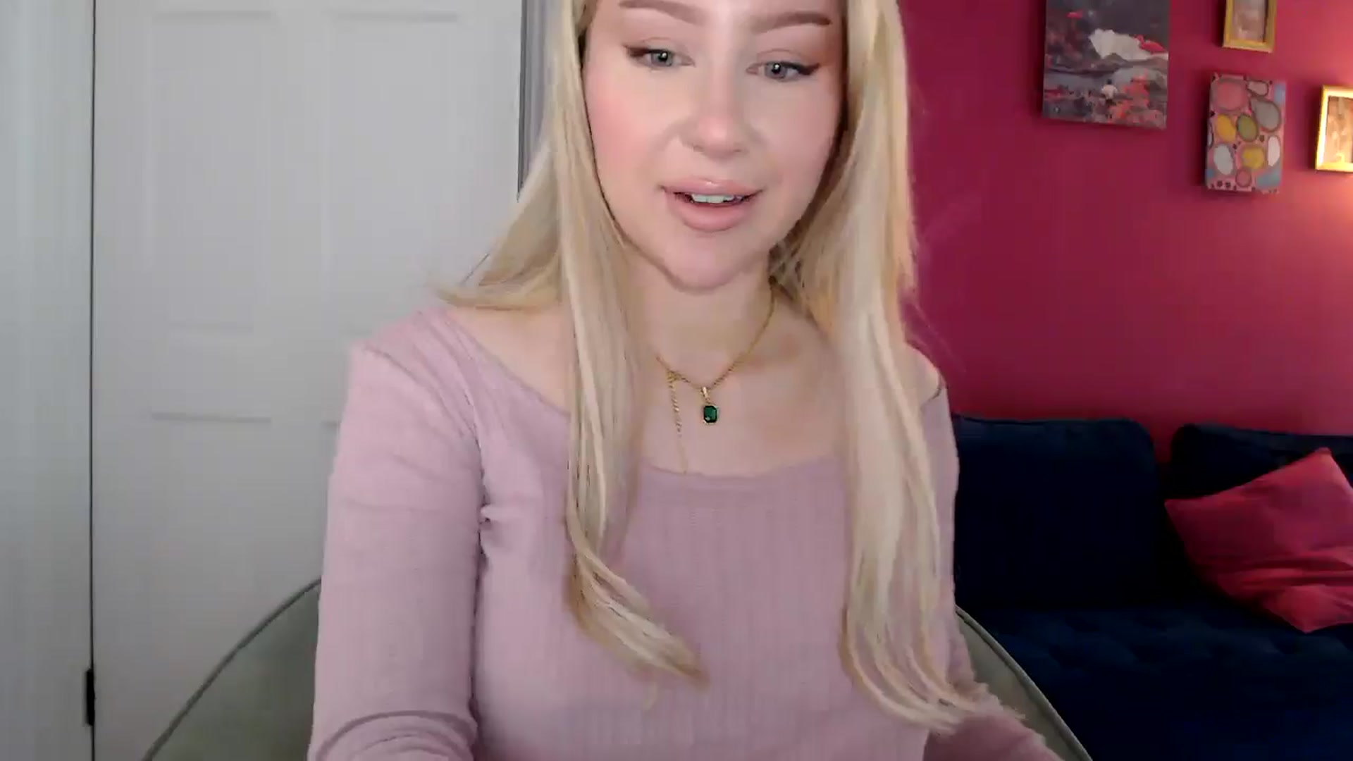 Gallery image thumbnail from PetiteAvax's myfreecams stream on, 04/25/2024, 13:54 image 11 of 20