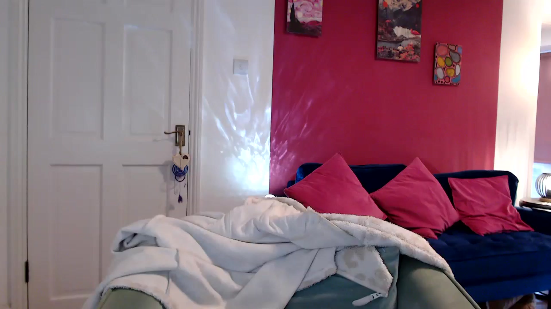 Gallery image thumbnail from PetiteAvax's myfreecams stream on, 05/06/2024, 16:34 image 13 of 20