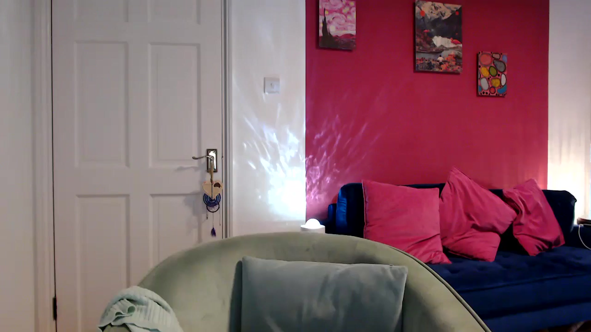 Gallery image thumbnail from PetiteAvax's myfreecams stream on, 05/07/2024, 18:52 image 7 of 20