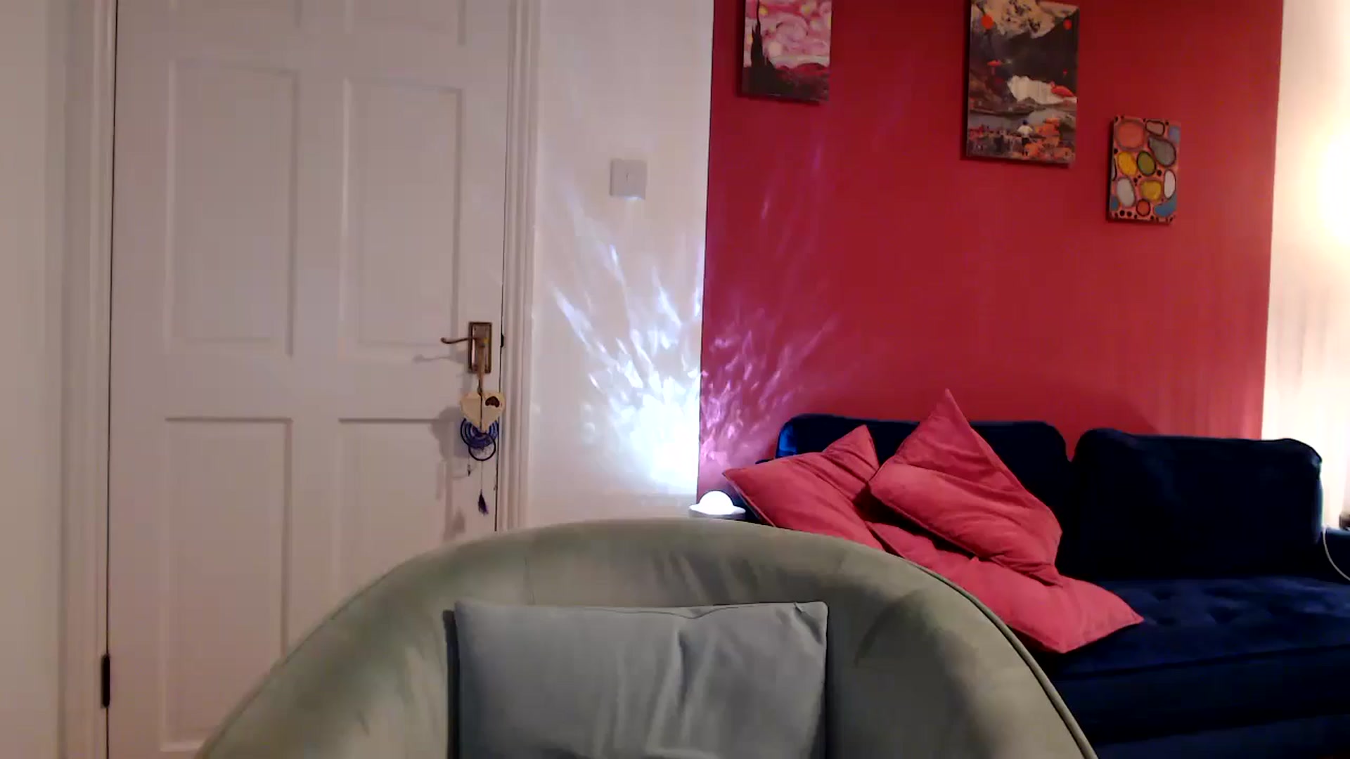 Gallery image thumbnail from PetiteAvax's myfreecams stream on, 05/08/2024, 21:11 image 6 of 20