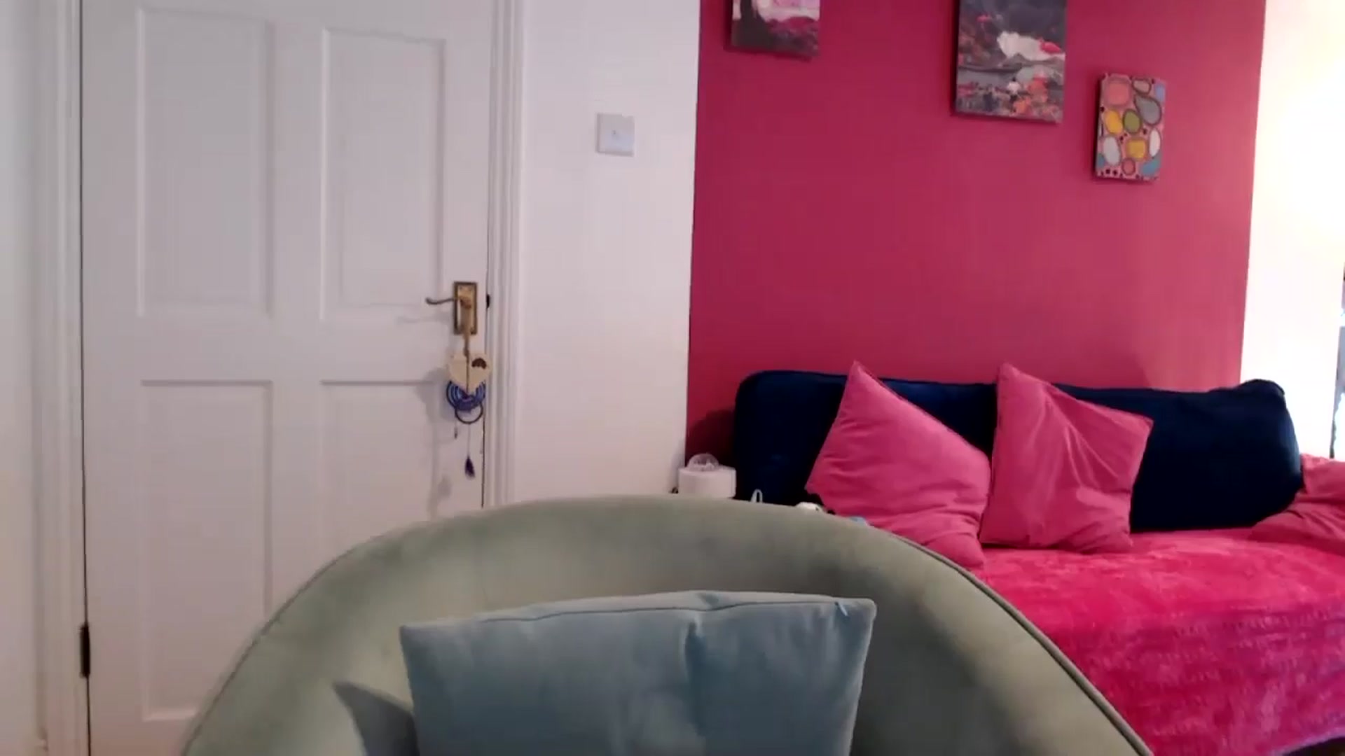 Gallery image thumbnail from PetiteAvax's myfreecams stream on, 05/13/2024, 16:46 image 3 of 20