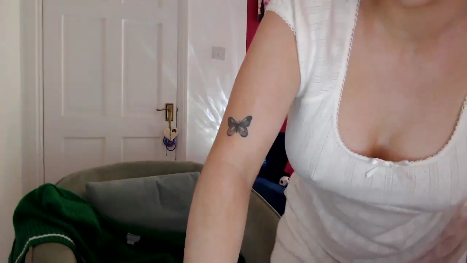 Gallery image thumbnail from PetiteAvax's myfreecams stream on, 05/13/2024, 17:26 image 10 of 20