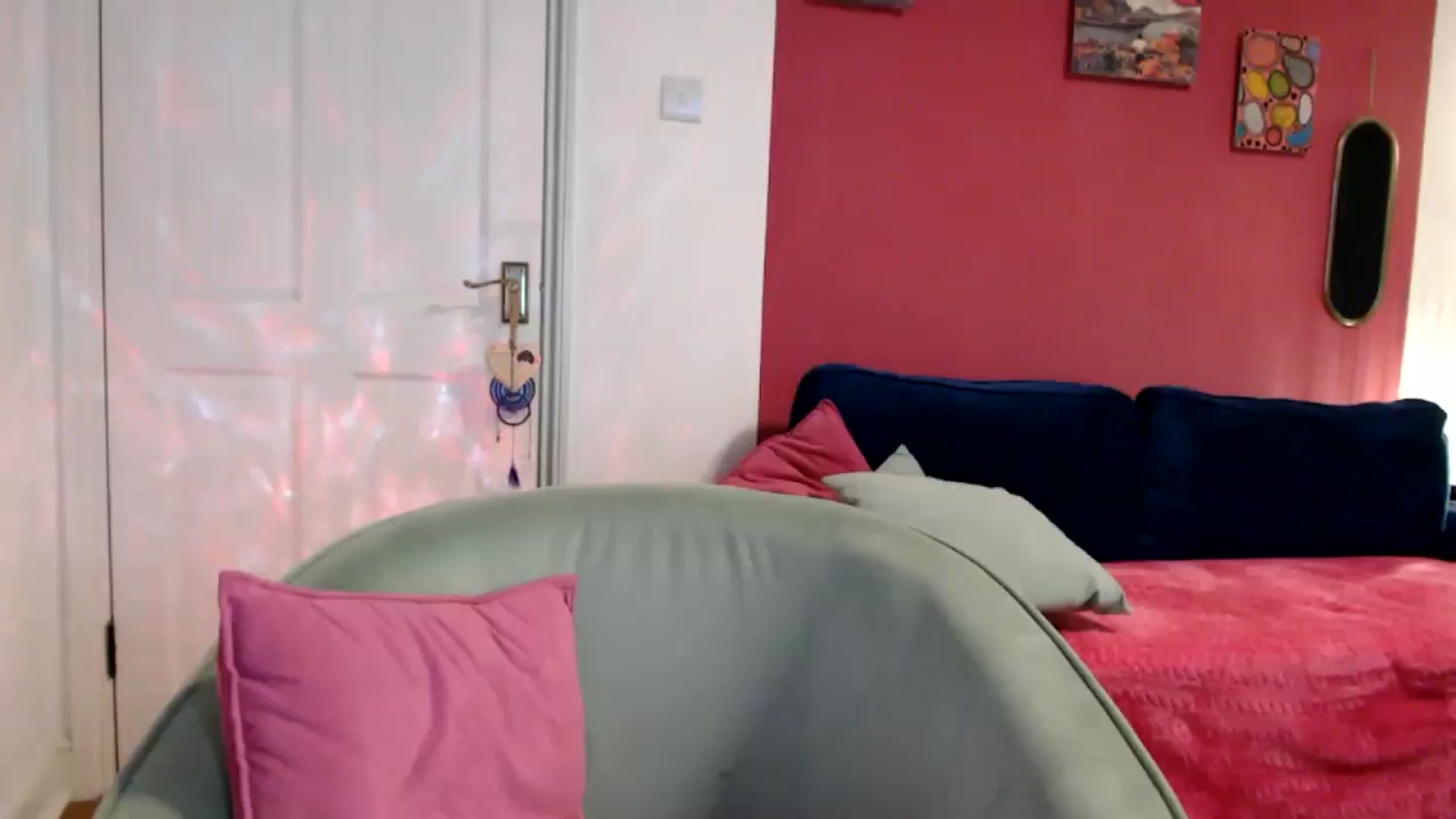 Gallery image thumbnail from PetiteAvax's myfreecams stream on, 05/21/2024, 22:46 image 3 of 20