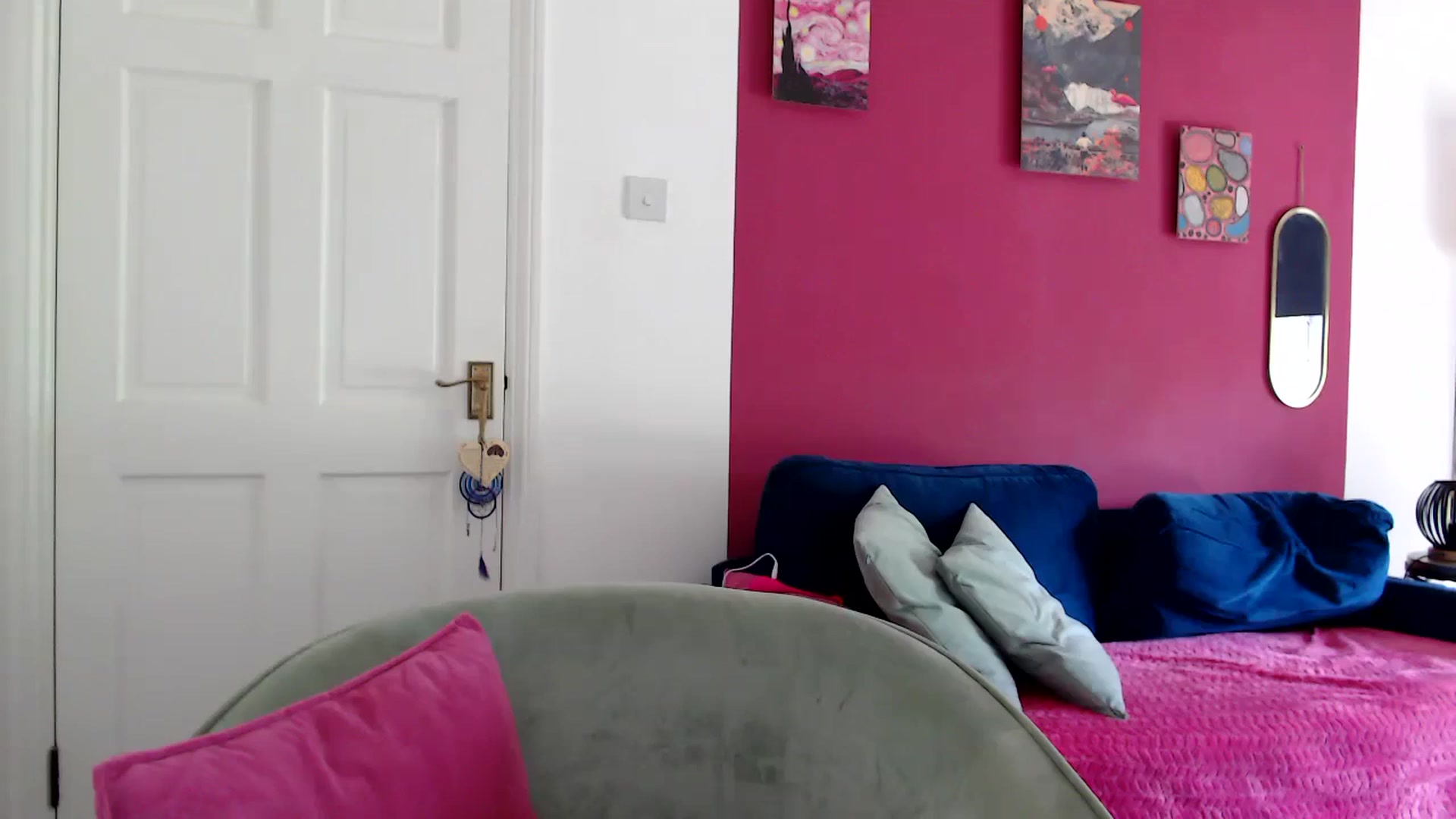 Gallery image thumbnail from PetiteAvax's myfreecams stream on, 05/27/2024, 12:04 image 2 of 20