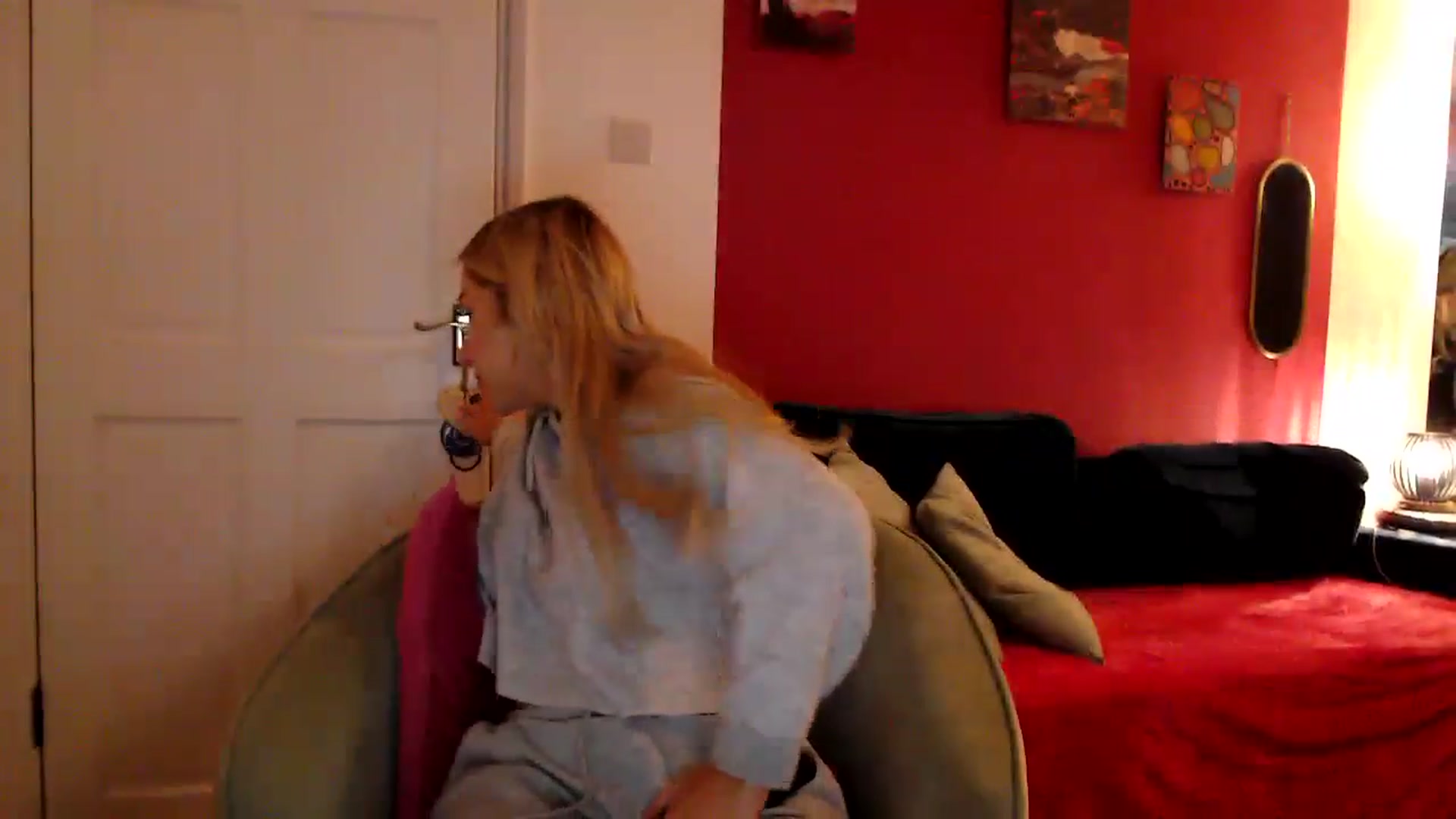 Gallery image thumbnail from PetiteAvax's myfreecams stream on, 05/27/2024, 20:32 image 2 of 20