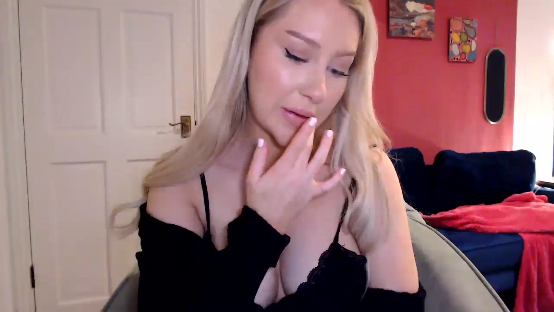 Gallery image thumbnail from PetiteAvax's myfreecams stream on, 06/02/2024, 19:39 image 20 of 20
