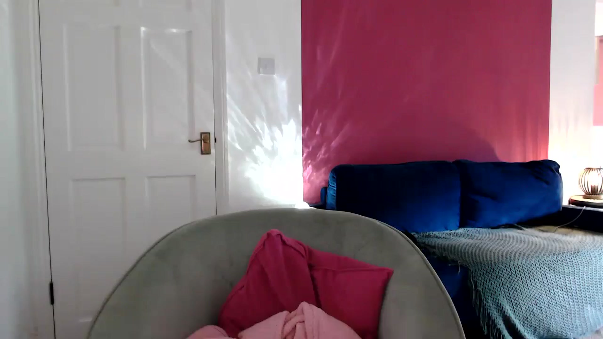 Gallery image thumbnail from PetiteAvax's myfreecams stream on, 06/10/2024, 10:29 image 1 of 20