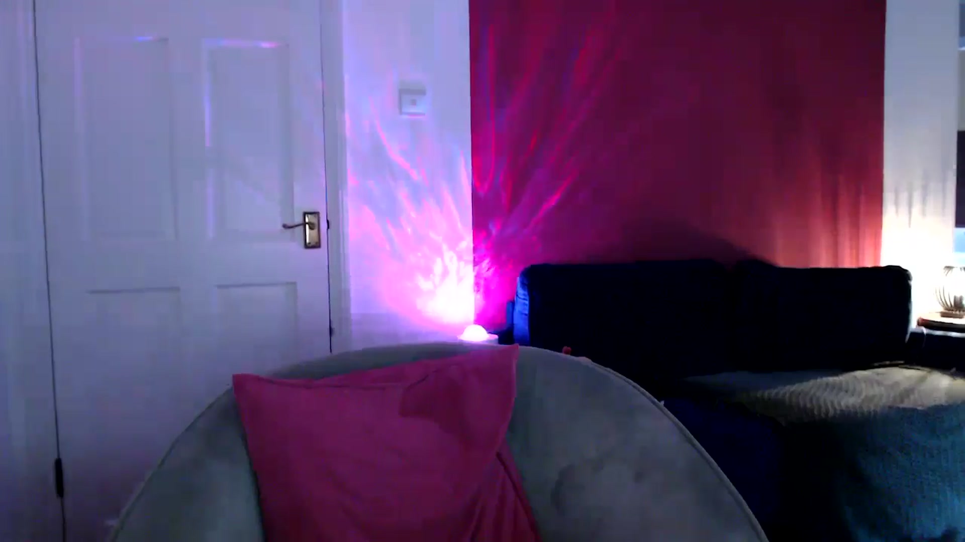 Gallery image thumbnail from PetiteAvax's myfreecams stream on, 06/12/2024, 21:28 image 10 of 20