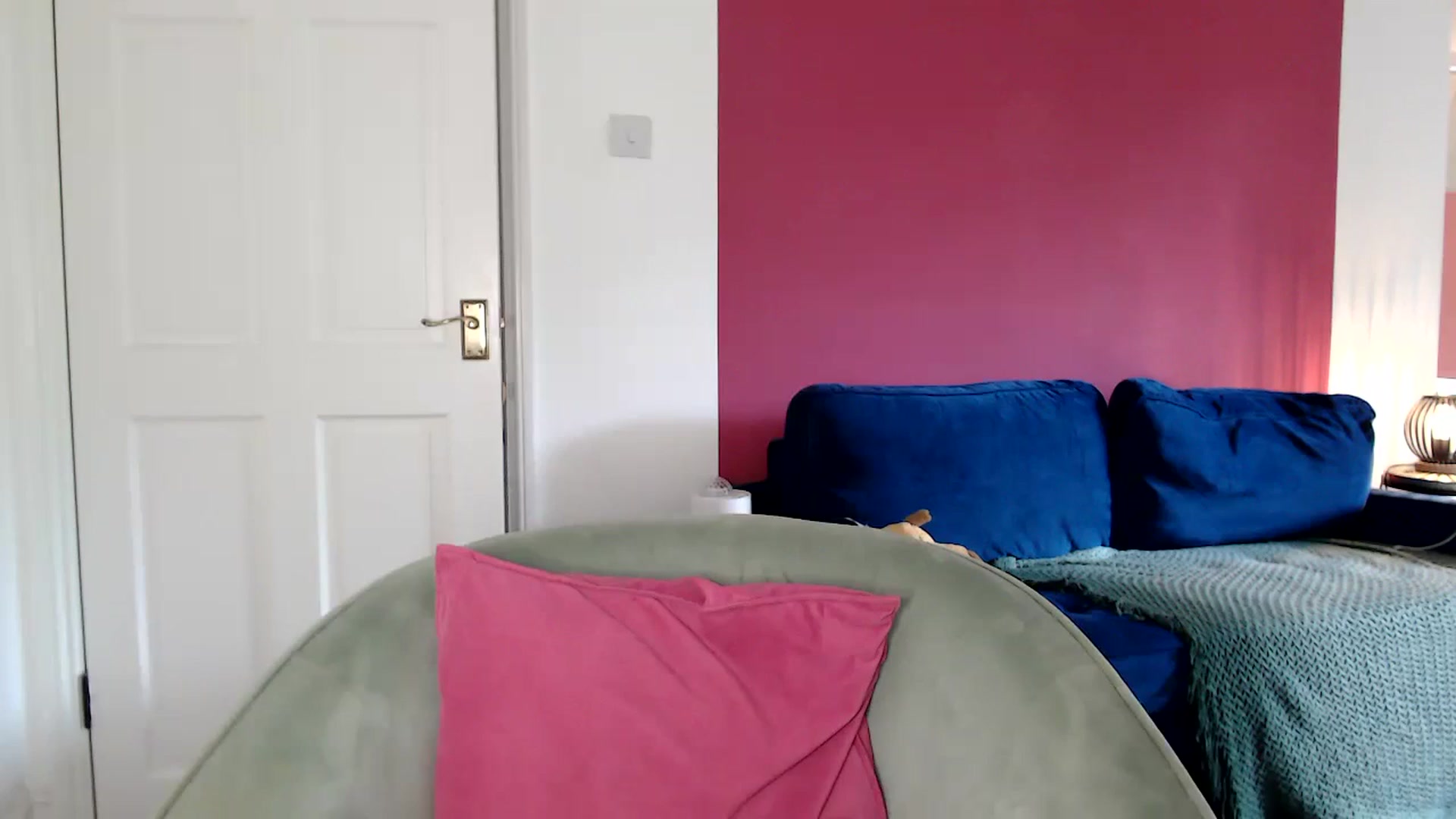 Gallery image thumbnail from PetiteAvax's myfreecams stream on, 06/14/2024, 12:59 image 9 of 20