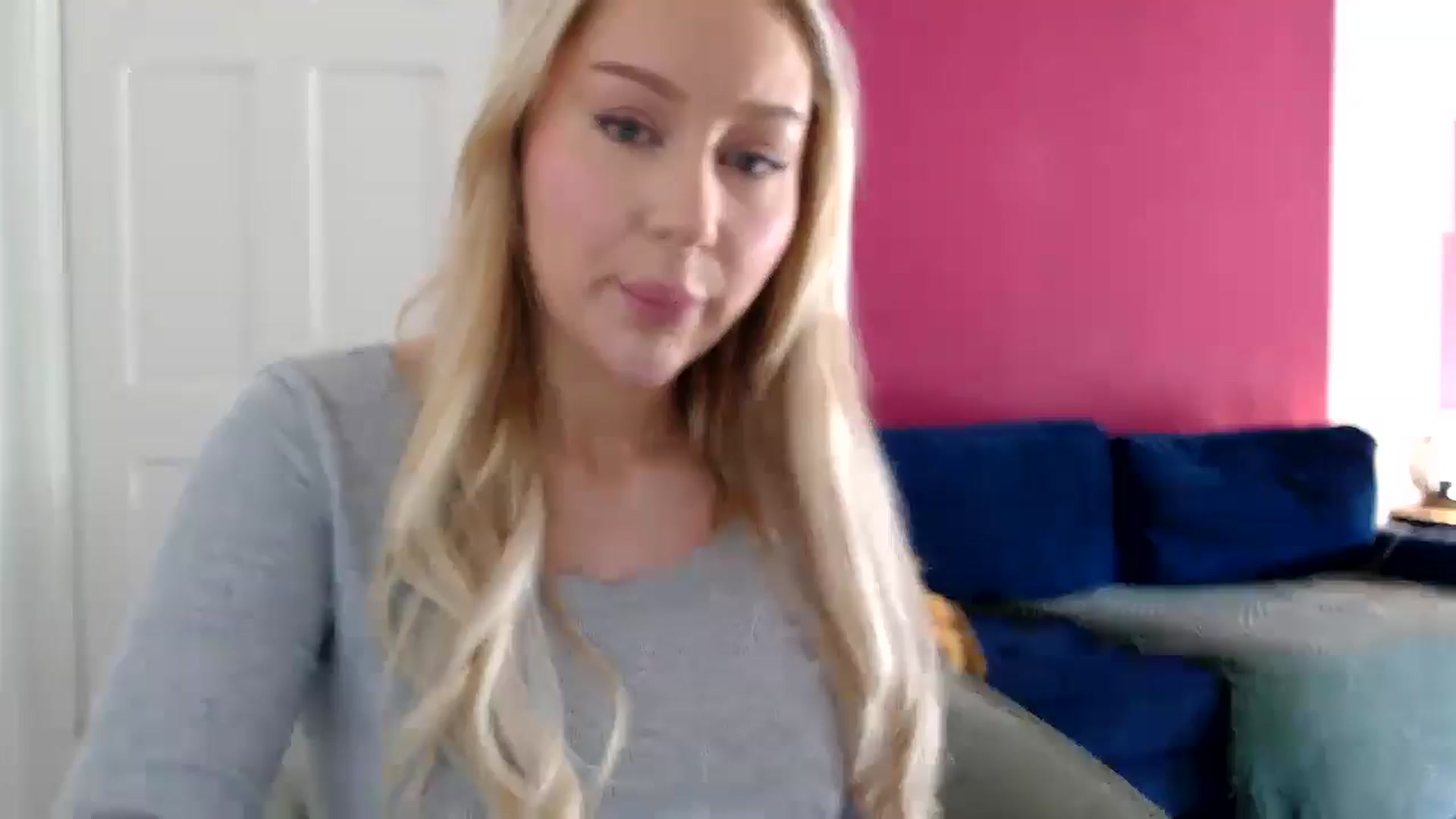 Gallery image thumbnail from PetiteAvax's myfreecams stream on, 06/15/2024, 13:04 image 1 of 20