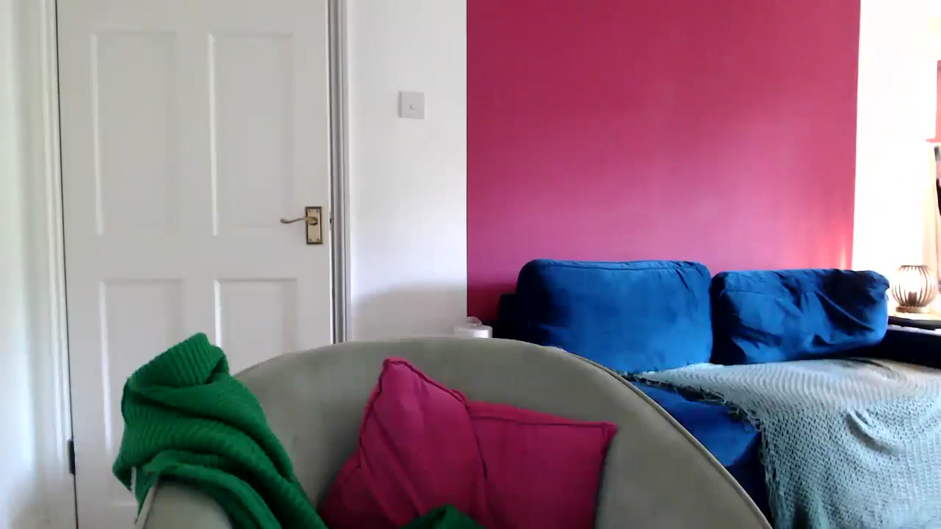 Gallery image thumbnail from PetiteAvax's myfreecams stream on, 06/17/2024, 17:50 image 4 of 20