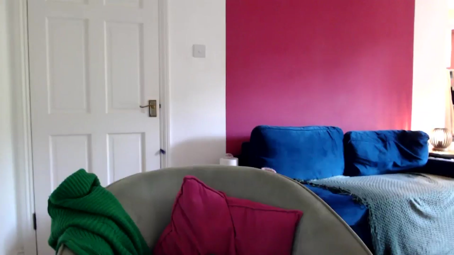 Gallery image thumbnail from PetiteAvax's myfreecams stream on, 06/17/2024, 17:50 image 9 of 20