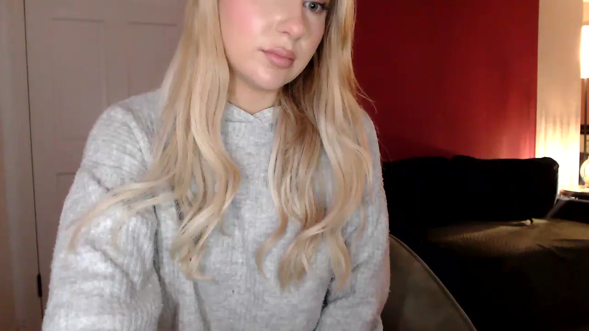 Gallery image thumbnail from PetiteAvax's myfreecams stream on, 06/22/2024, 21:38 image 18 of 20