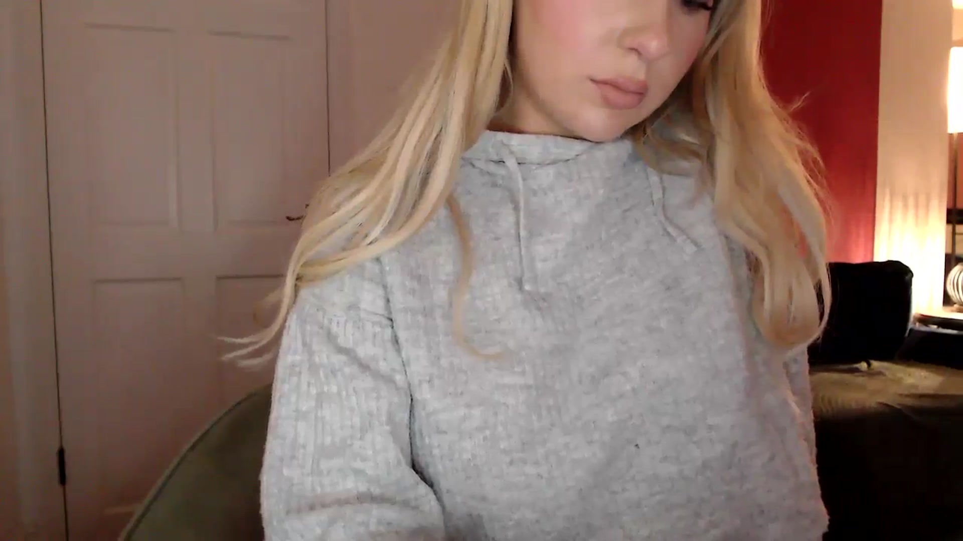 Gallery image thumbnail from PetiteAvax's myfreecams stream on, 06/22/2024, 22:33 image 13 of 20