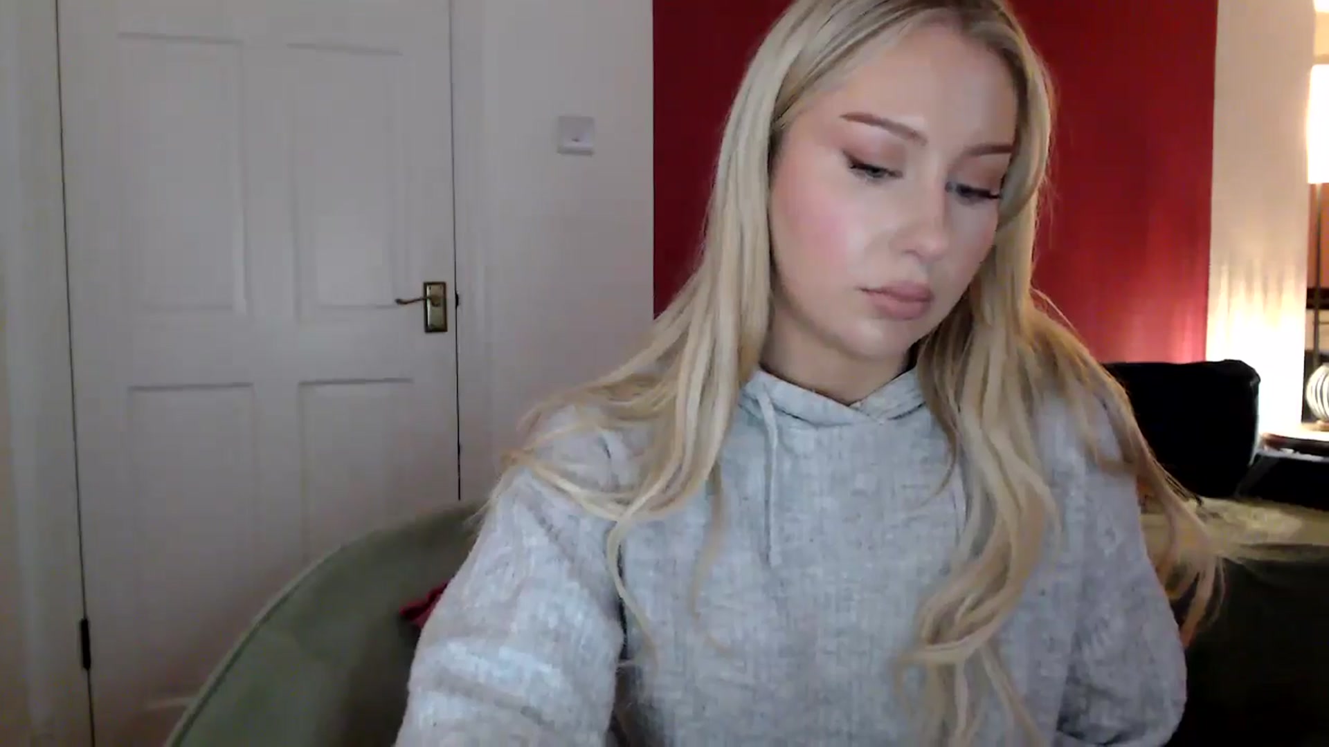 Gallery image thumbnail from PetiteAvax's myfreecams stream on, 06/22/2024, 22:33 image 14 of 20