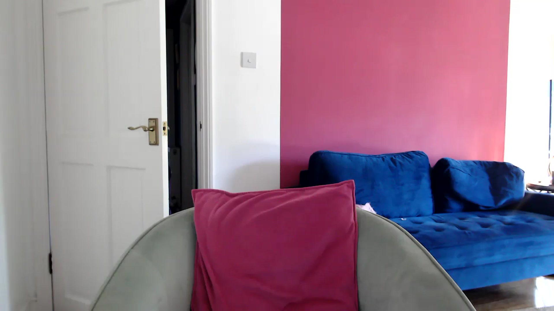 Gallery image thumbnail from PetiteAvax's myfreecams stream on, 06/27/2024, 09:48 image 2 of 20