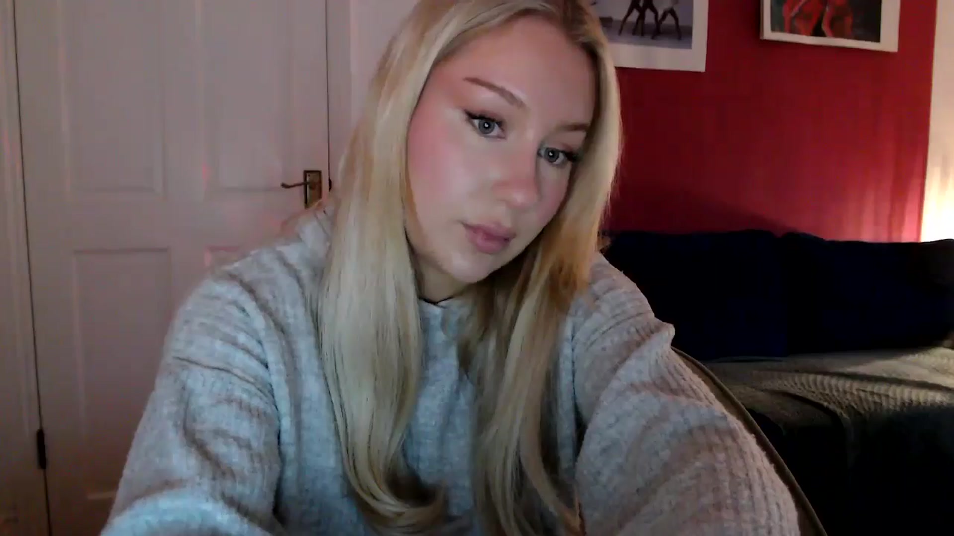 Gallery image thumbnail from PetiteAvax's myfreecams stream on, 07/04/2024, 19:55 image 17 of 20