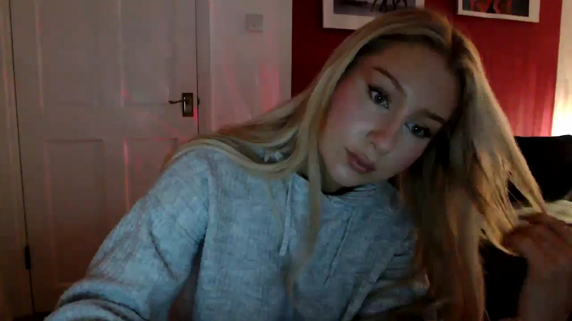 Gallery image thumbnail from PetiteAvax's myfreecams stream on, 07/04/2024, 19:55 image 20 of 20