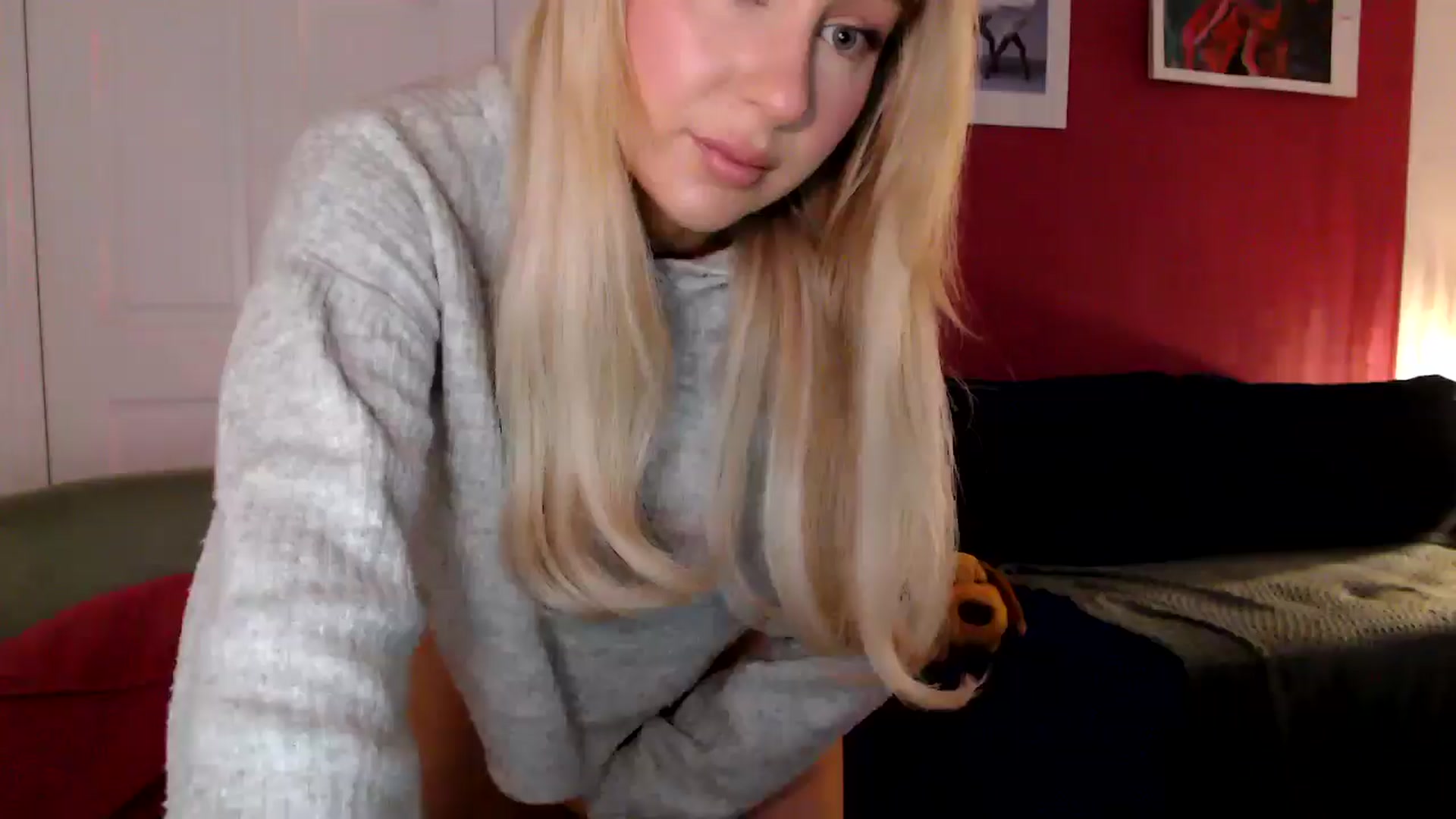 Gallery image thumbnail from PetiteAvax's myfreecams stream on, 07/04/2024, 20:40 image 14 of 20