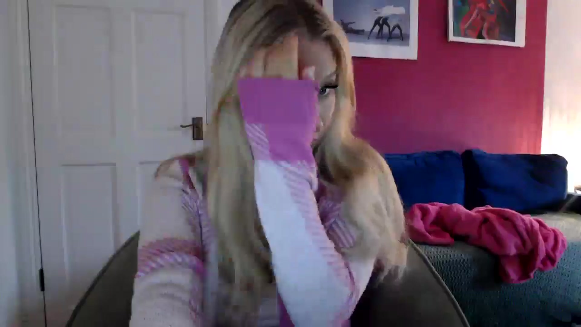 Gallery image thumbnail from PetiteAvax's myfreecams stream on, 07/05/2024, 18:04 image 10 of 20