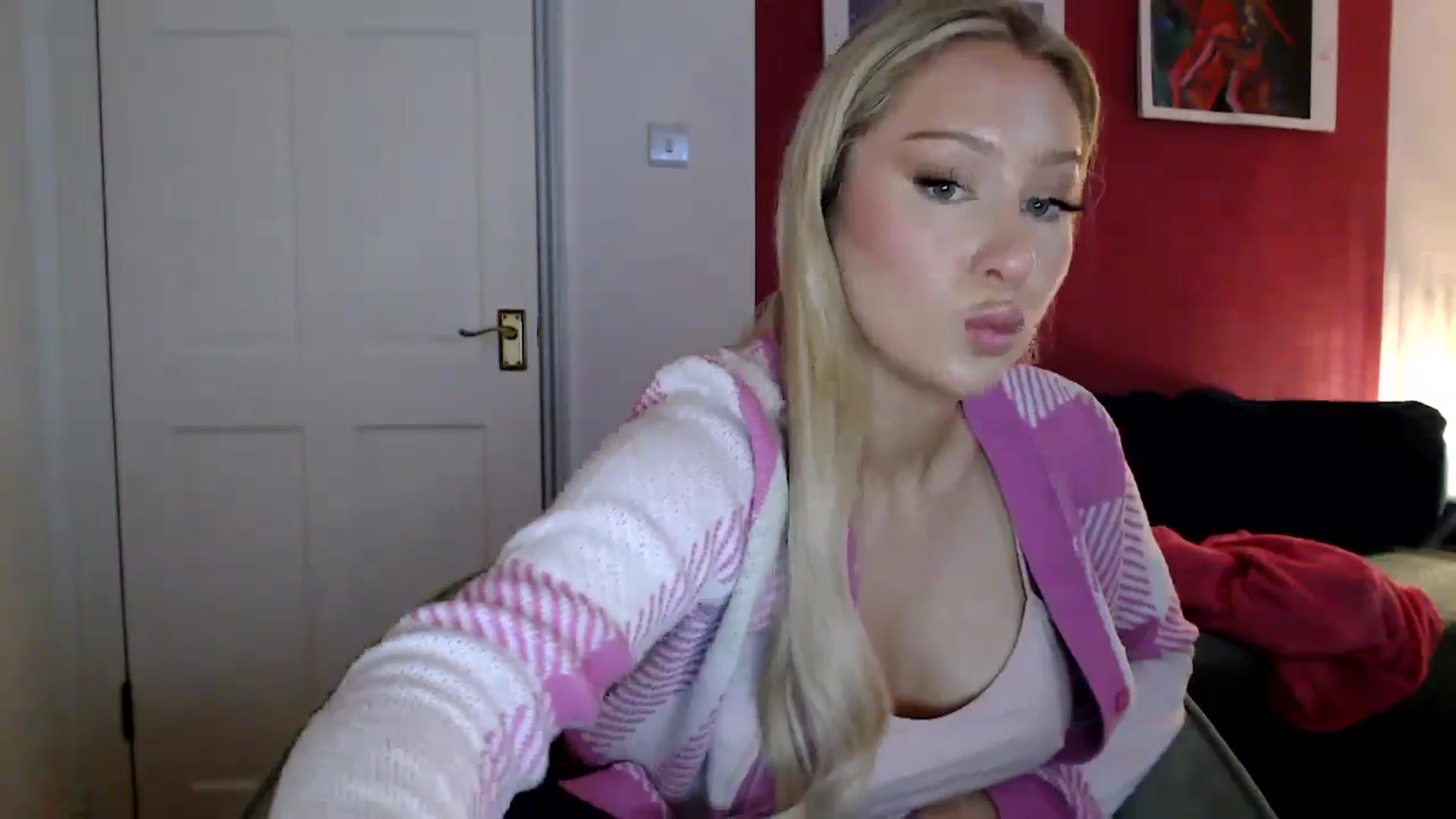 Gallery image thumbnail from PetiteAvax's myfreecams stream on, 07/05/2024, 20:51 image 18 of 20