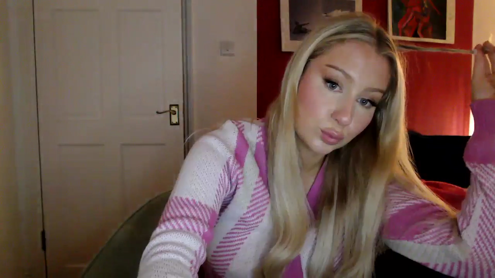 Gallery image thumbnail from PetiteAvax's myfreecams stream on, 07/05/2024, 20:51 image 8 of 20