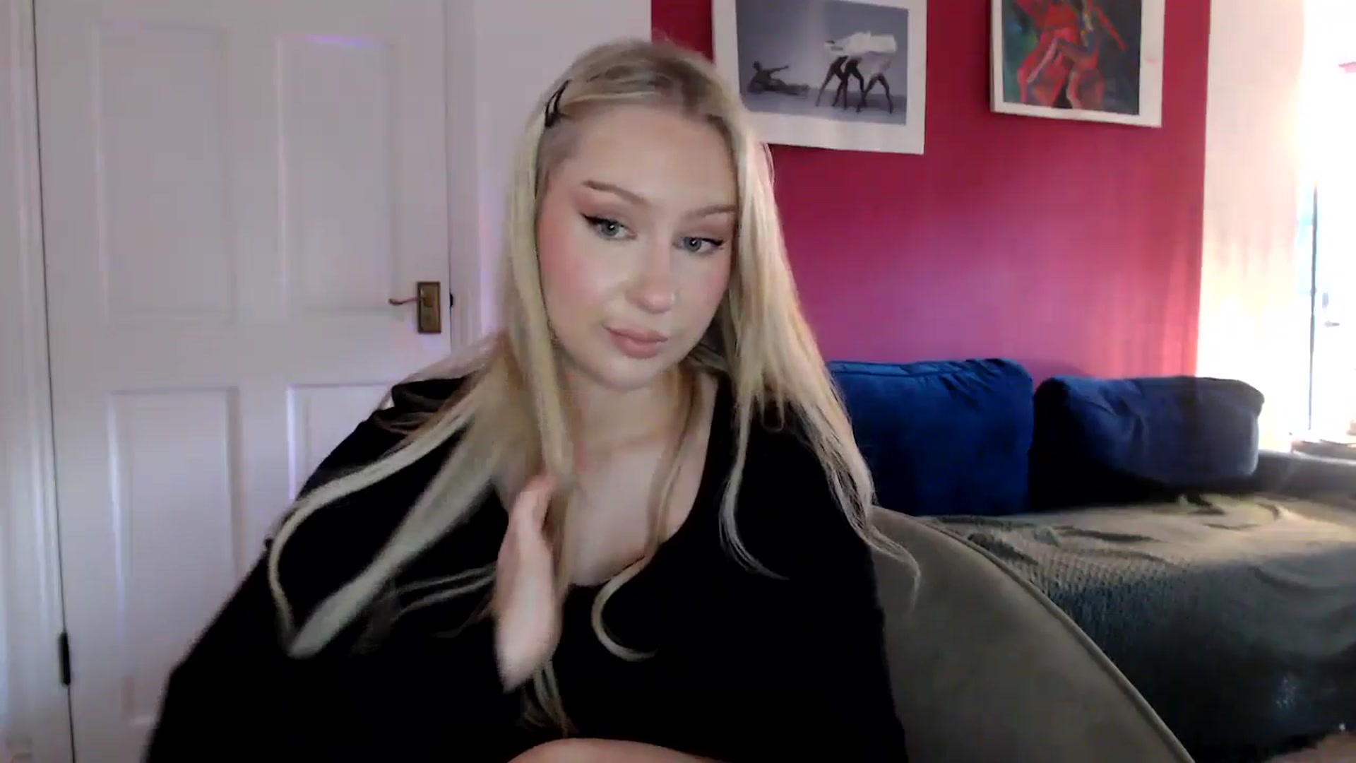 Gallery image thumbnail from PetiteAvax's myfreecams stream on, 07/07/2024, 19:48 image 4 of 20
