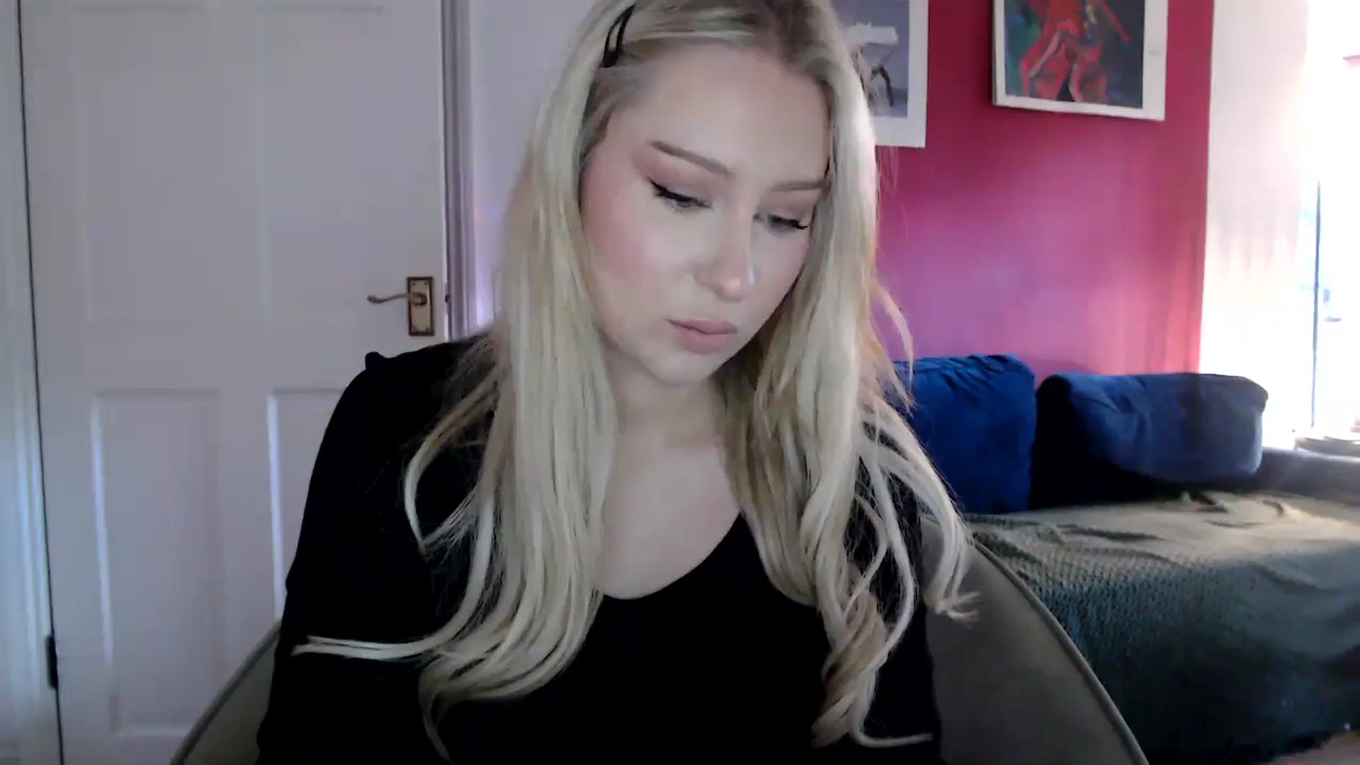 Gallery image thumbnail from PetiteAvax's myfreecams stream on, 07/07/2024, 19:48 image 1 of 20